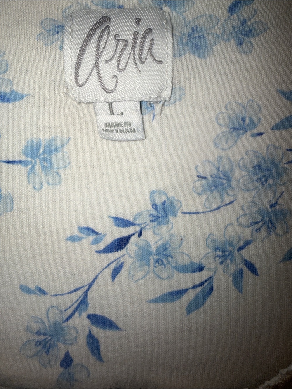 Aria Cream Nightdress with Blue Floral Motif - Picture 2 of 5